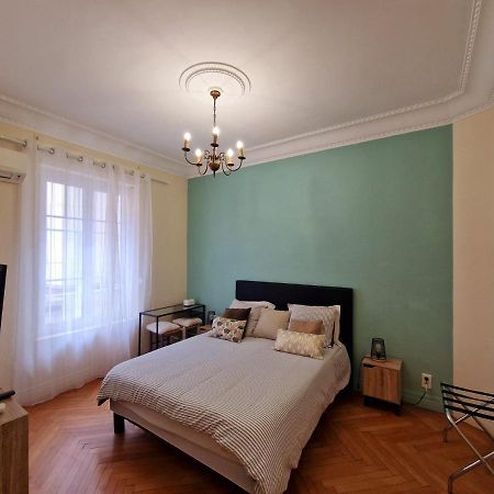 Rivoli Seaside Apartment ニース エクステリア 写真