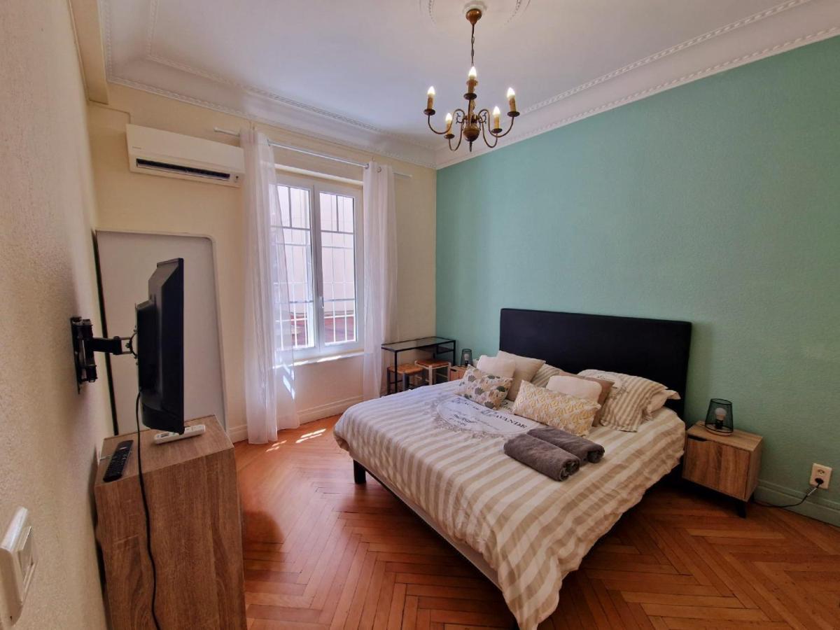 Rivoli Seaside Apartment ニース エクステリア 写真