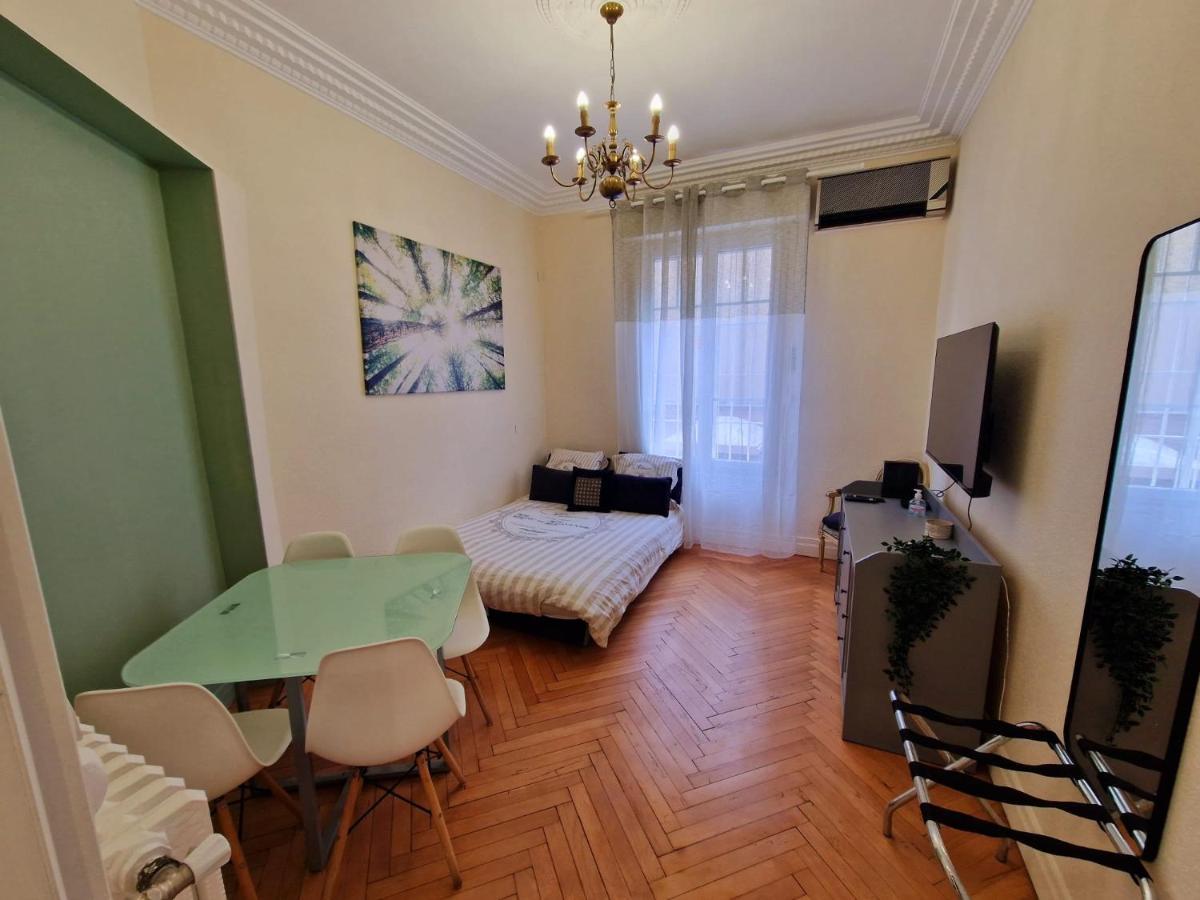 Rivoli Seaside Apartment ニース エクステリア 写真